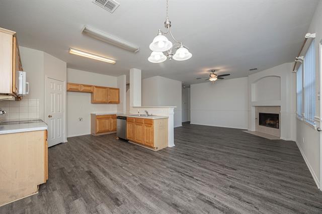 Building Photo - 1305 Auburn Dr