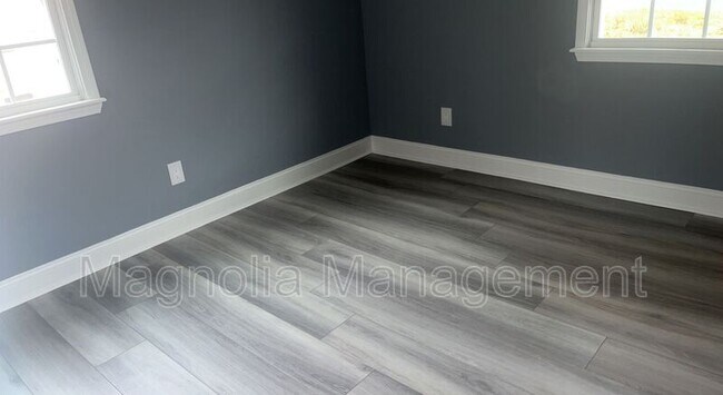 Building Photo - 943 Patton Cir