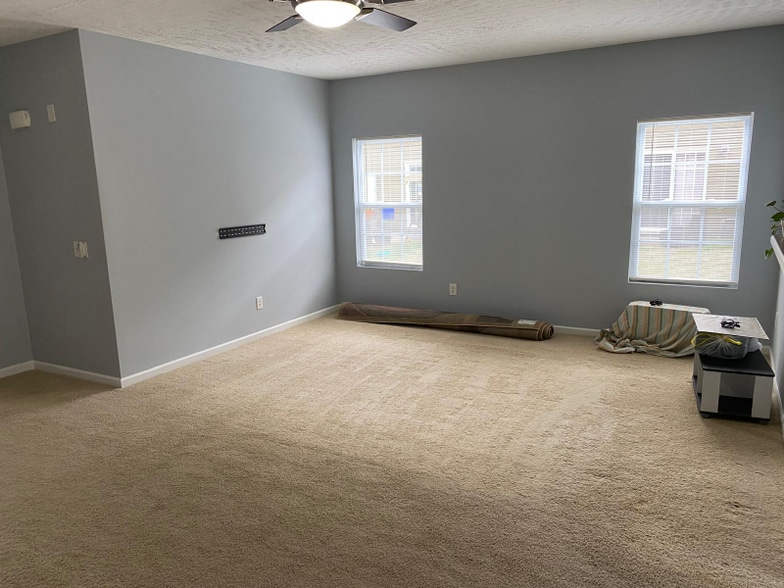 Building Photo - 1507 Hamden Dr