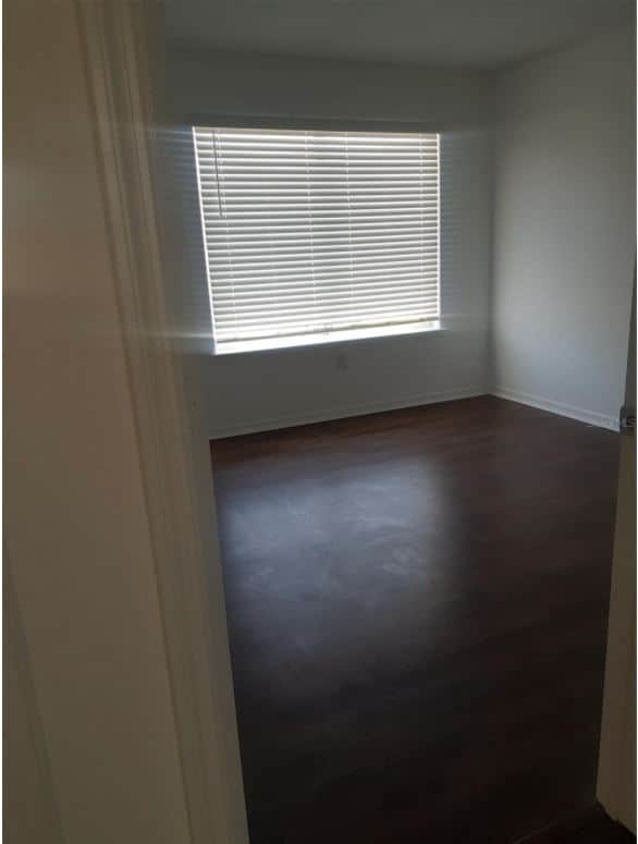 Building Photo - 2030 Island Walk Dr