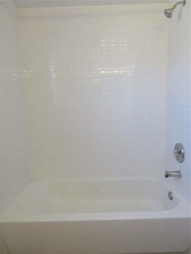 Building Photo - 11515 NW 44th St