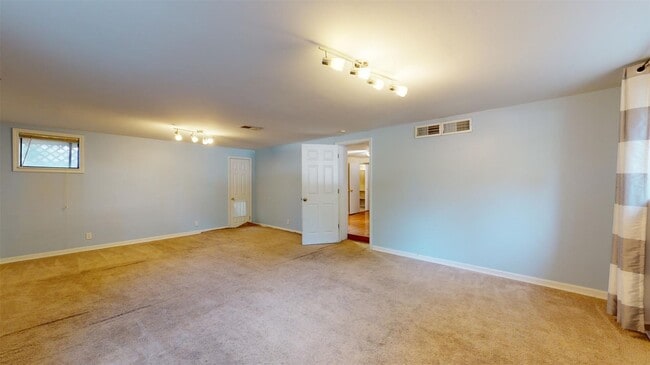 Building Photo - 7030 Clayton Rd