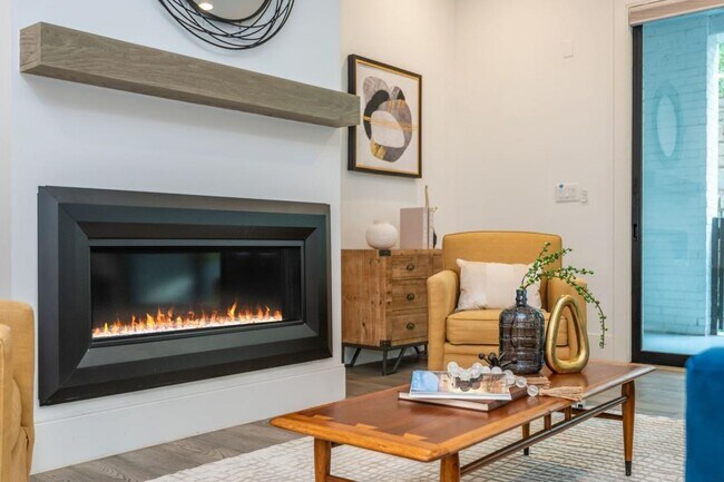 Building Photo - 1494 Red Fox Dr NE