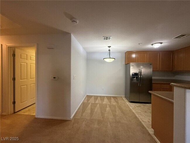 Building Photo - 7701 W Robindale Rd