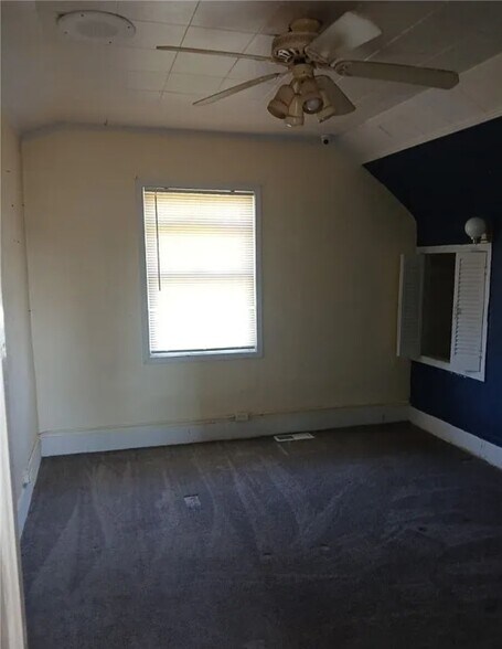 Building Photo - 306 Florida Ave