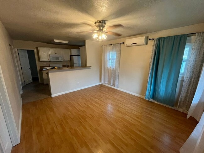 Building Photo - Charming 3-Bedroom Home in the Heart of San Diego