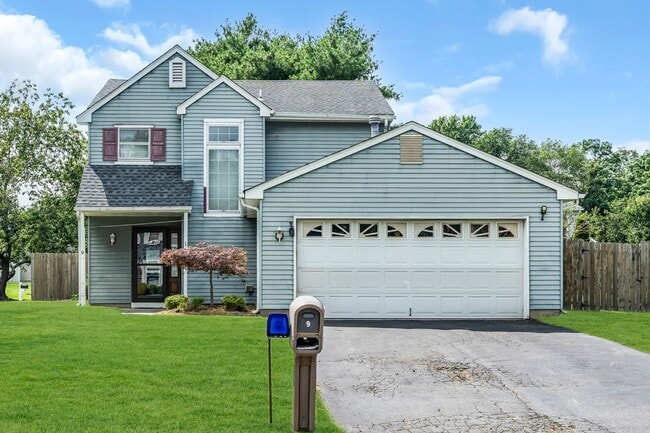 Building Photo - 6 Cattail Dr