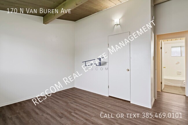 Building Photo - 170 N Van Buren Ave