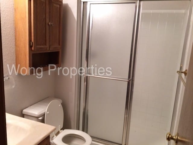 Building Photo - 5622 S Yank Court