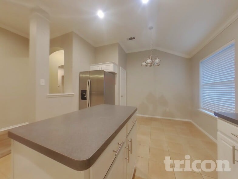 Building Photo - 13201 Fencerow Rd