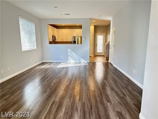 Building Photo - 8183 Lake Chippewa St