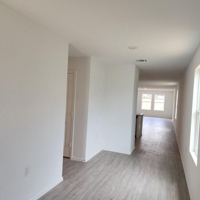 Building Photo - 10146 Asta Trl