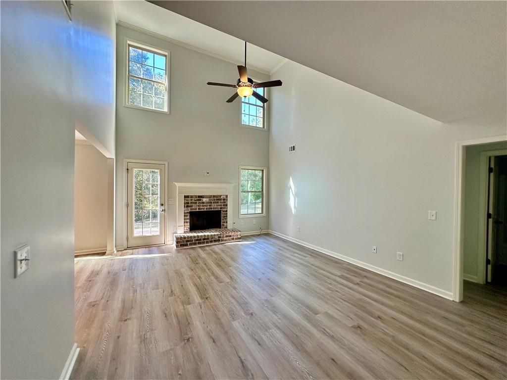 Building Photo - 712 Pinnacle Dr.