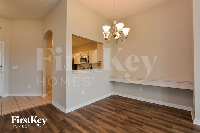 Building Photo - 6017 Spring Creek Ct