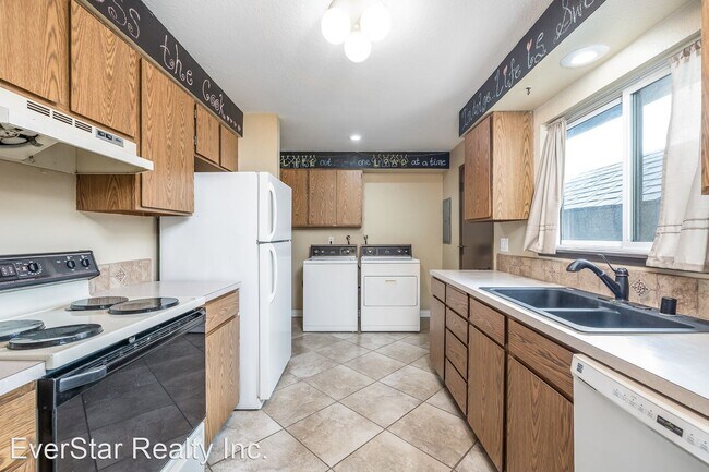 Building Photo - 2 br, 1 bath House - 6717 W 1st Ave