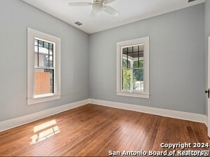 Building Photo - 925 Lamar St