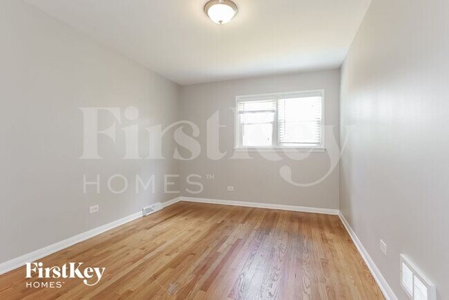 Building Photo - 23 Peyton Dr