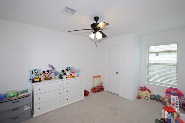 Building Photo - 7430 Clover Chase Dr