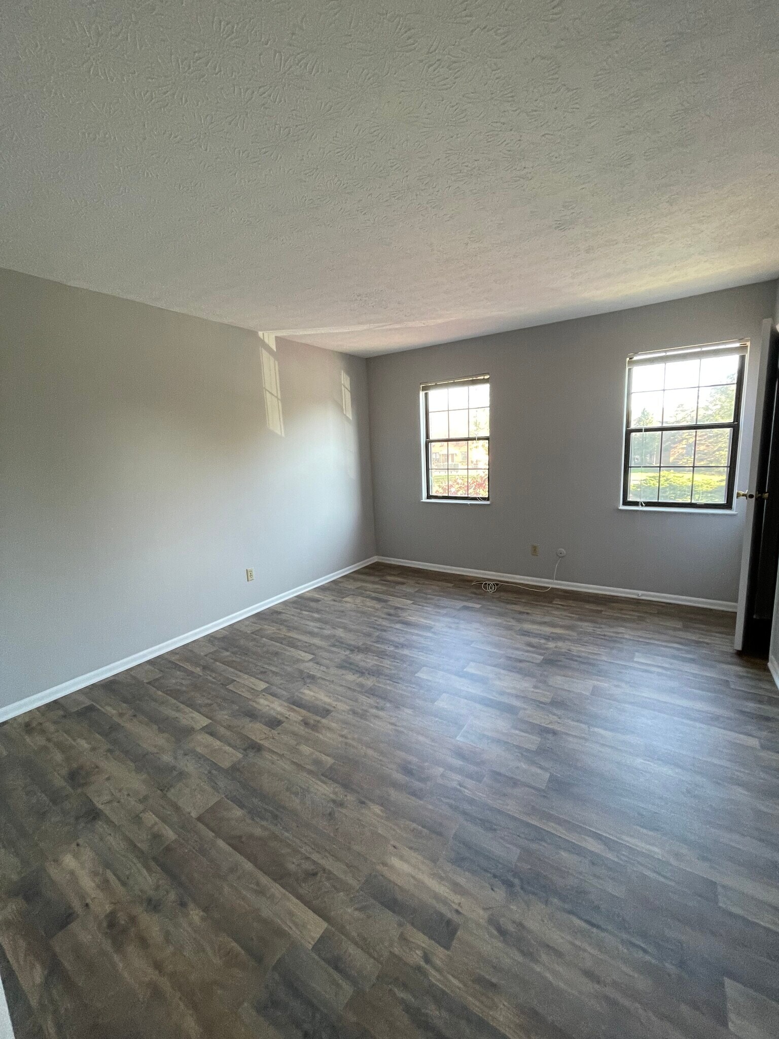 Building Photo - 6455 Brookedge Ct