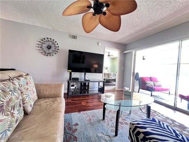 Building Photo - 717 Landover Cir