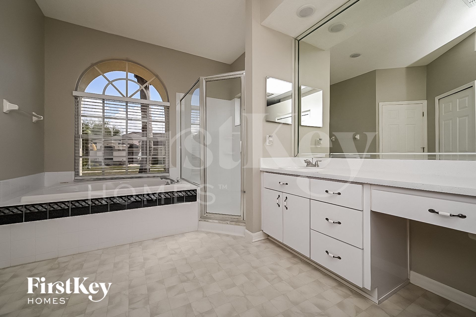 Building Photo - 4318 Brooke Dr