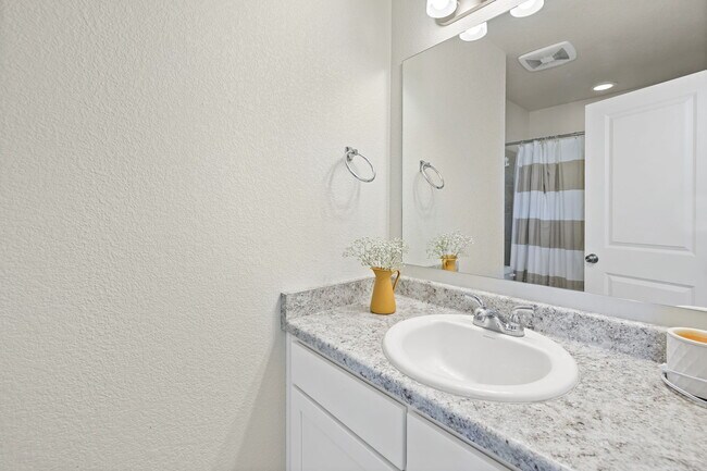 Building Photo - 7430 Alatna Pl