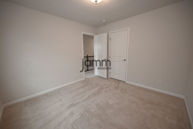 Building Photo - 8768 Mavis Trl