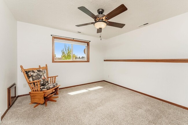 Building Photo - 5721 Bream Ct