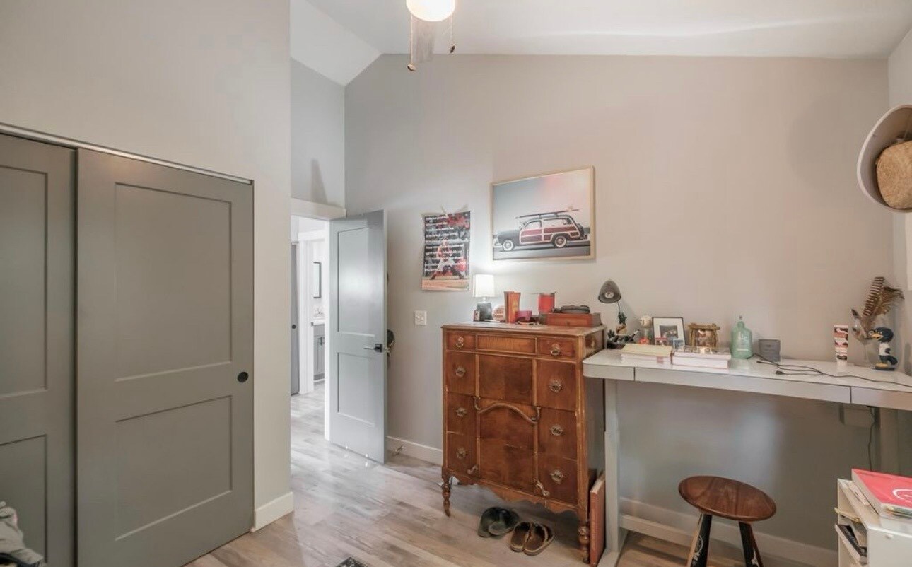 Building Photo - 530 Missouri Ave S