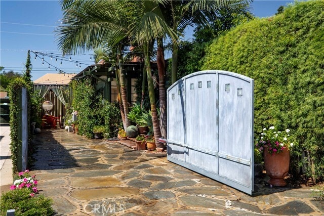 Building Photo - 195 S Parkwood Ave