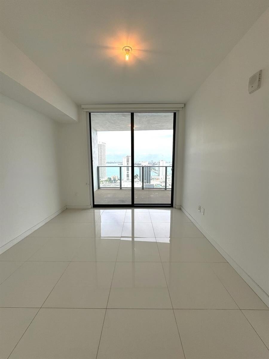 Bedroom - 1600 NE 1st Ave