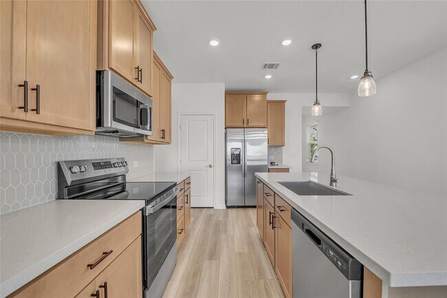 Building Photo - 737 Drystone Trail