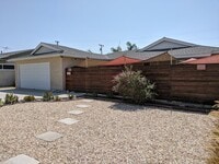 Building Photo - Beautiful 3 Bedroom Home with Pool
