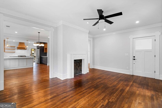 Building Photo - 795 St Charles Ave NE