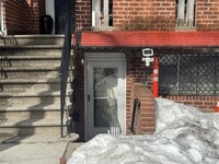 Building Photo - 1393 Pelham Pkwy N