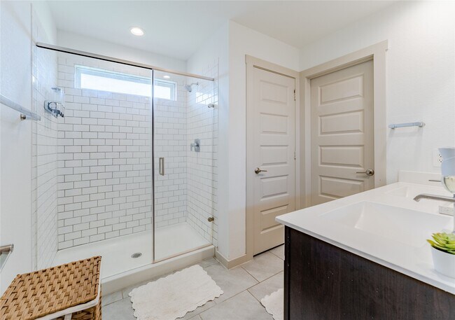 Building Photo - 28902 Yachting Pt Ct