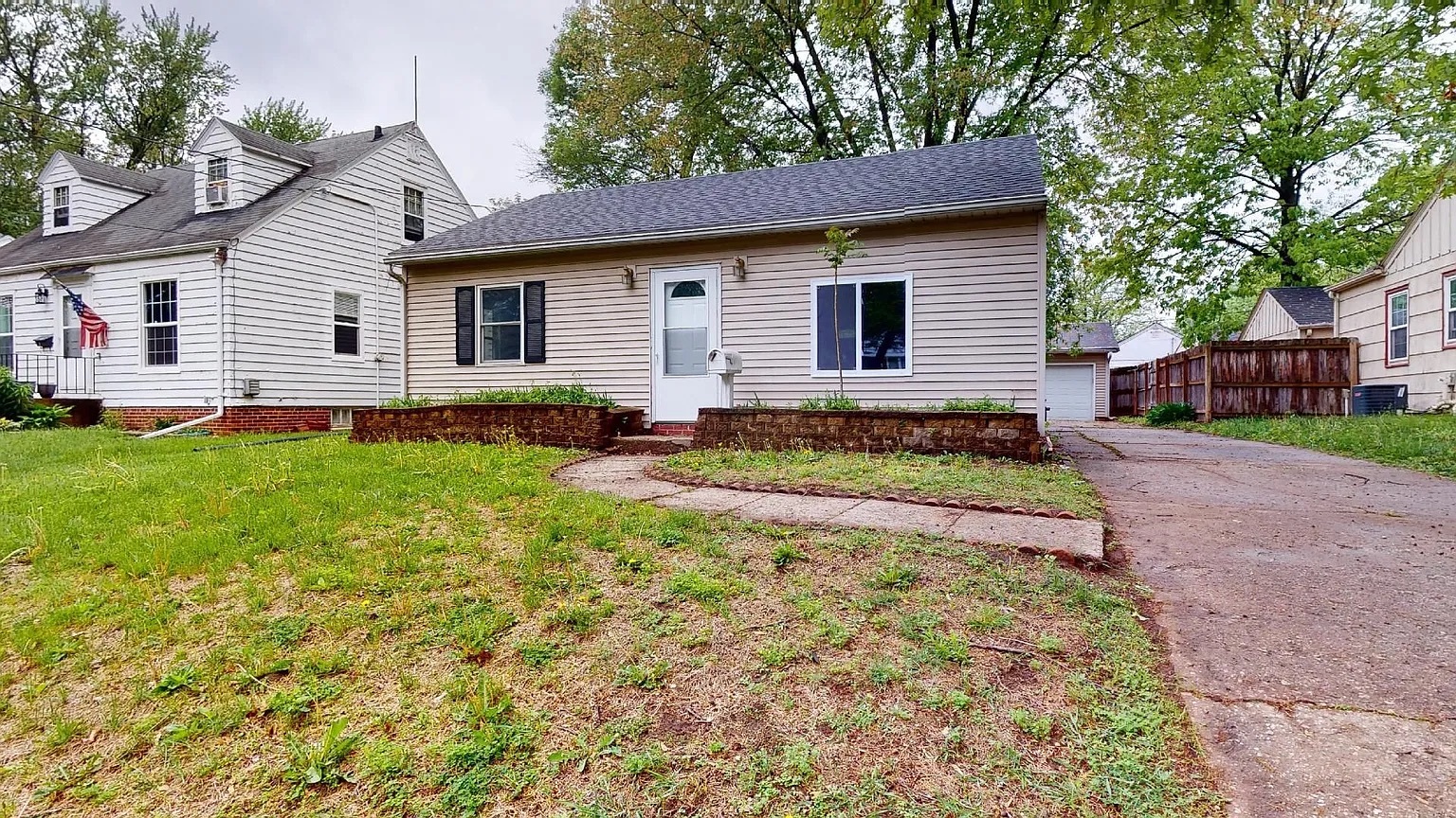 Building Photo - 4040 8th St