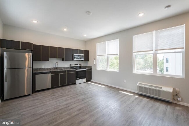 Building Photo - 4124 Haverford Ave