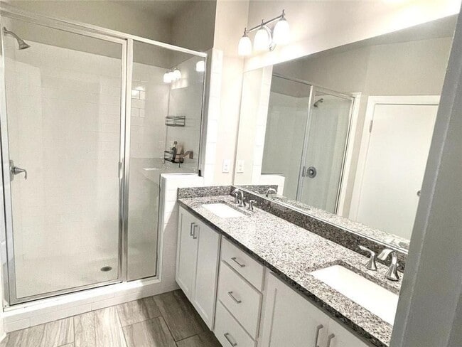 Building Photo - 3796 Oxford Cir