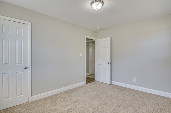 Building Photo - 3423 Cannongate Dr