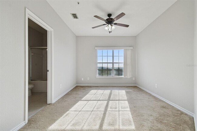 Building Photo - 4302 Bayside Village Dr