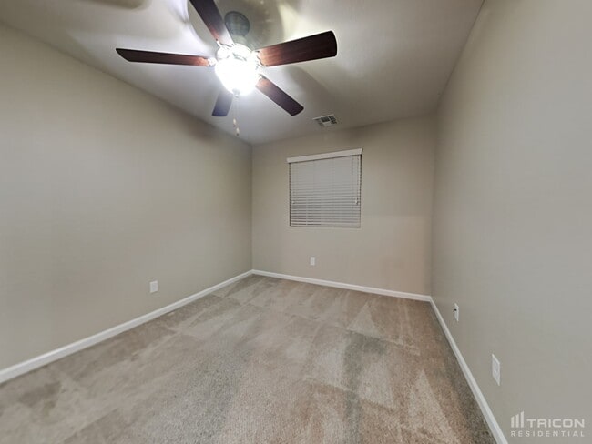 Building Photo - 12562 W Mazatzal Dr