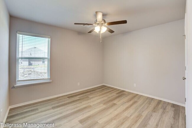 Building Photo - 4/2.5/2 New Construction in Broken Arrow!