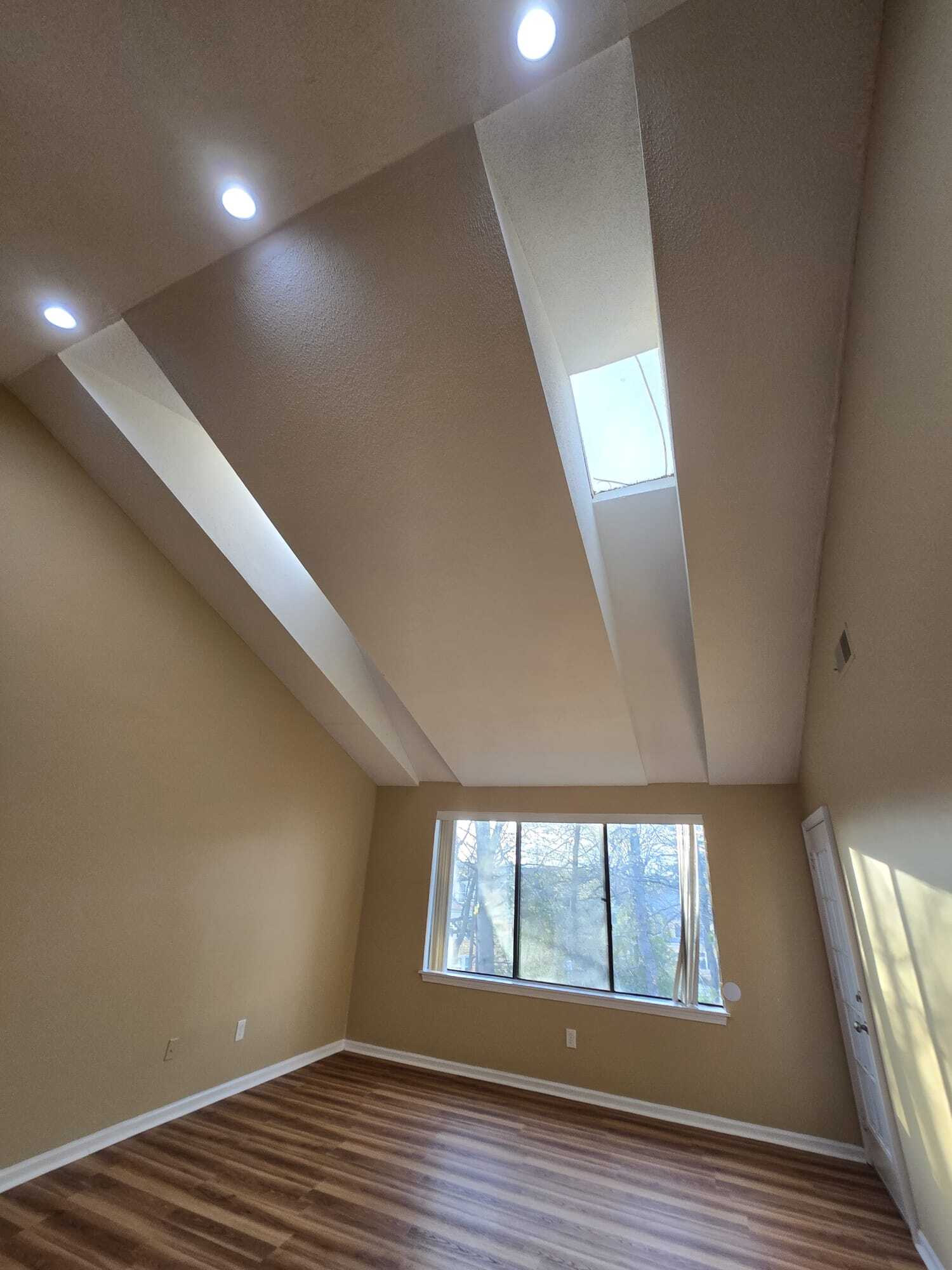 Building Photo - 463 Whalley Ave