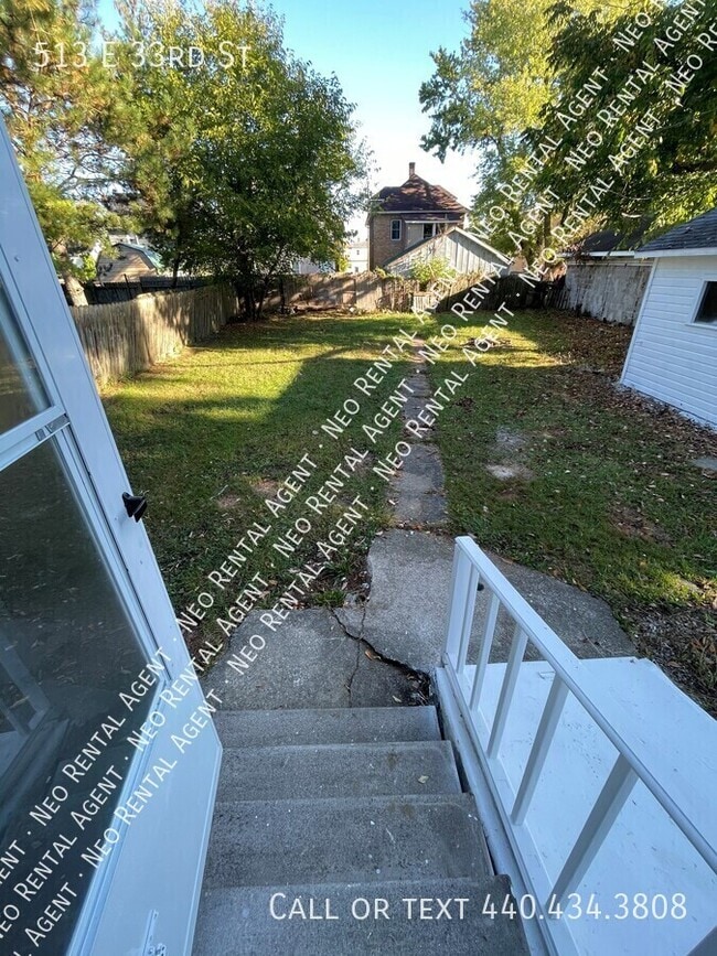 Building Photo - 513 E 33rd St
