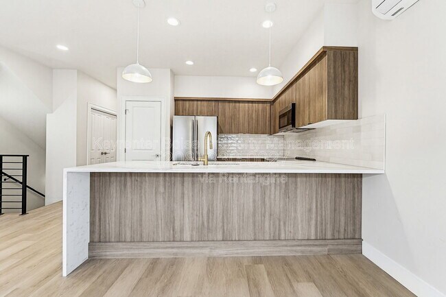 Building Photo - 4334 Greentrail