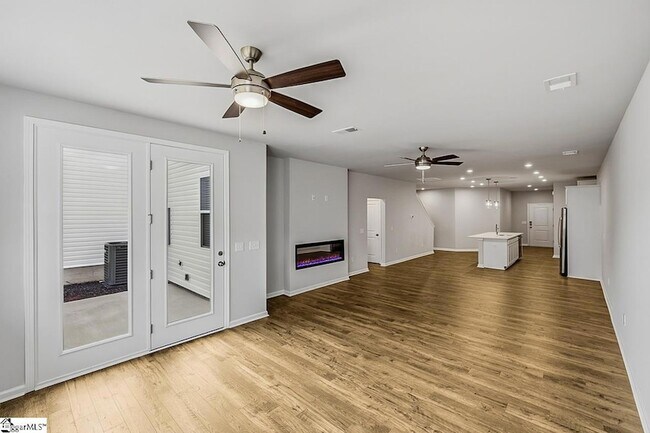 Building Photo - 148 Herrick Pl