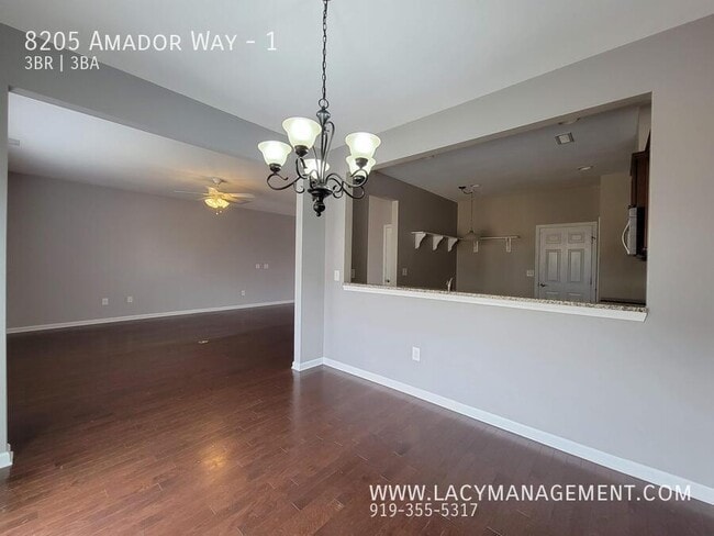 Building Photo - 8205 Amador Way