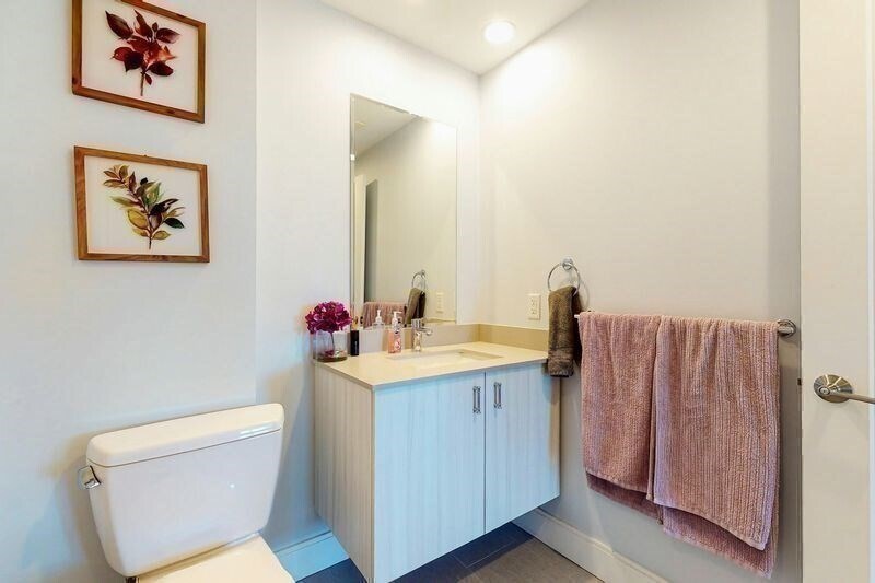 Building Photo - 488 Dorchester Ave