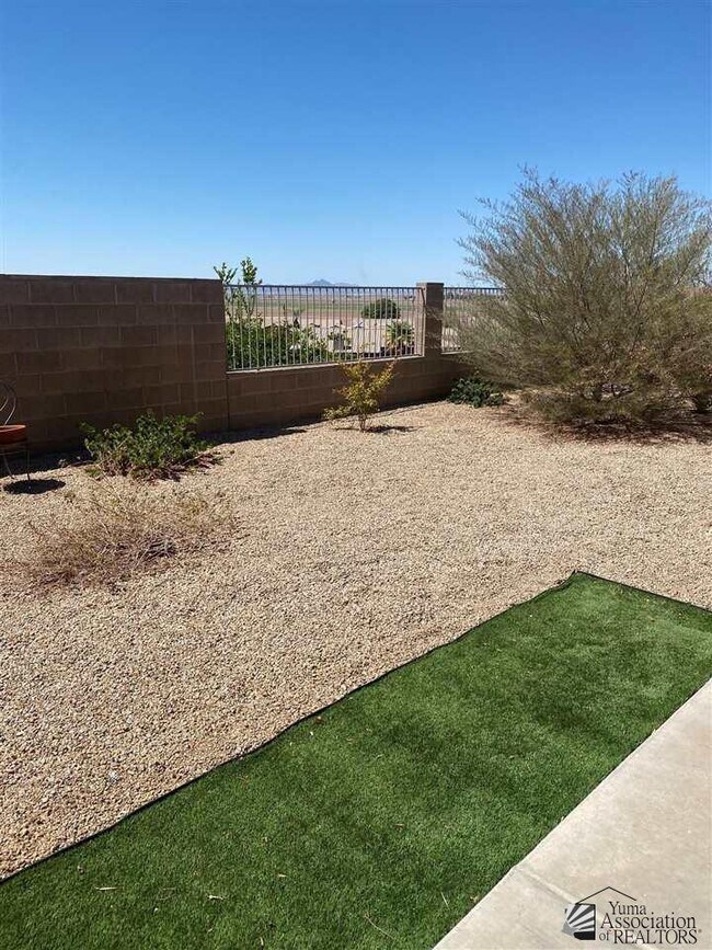 Building Photo - 2748 S Evenfall Dr